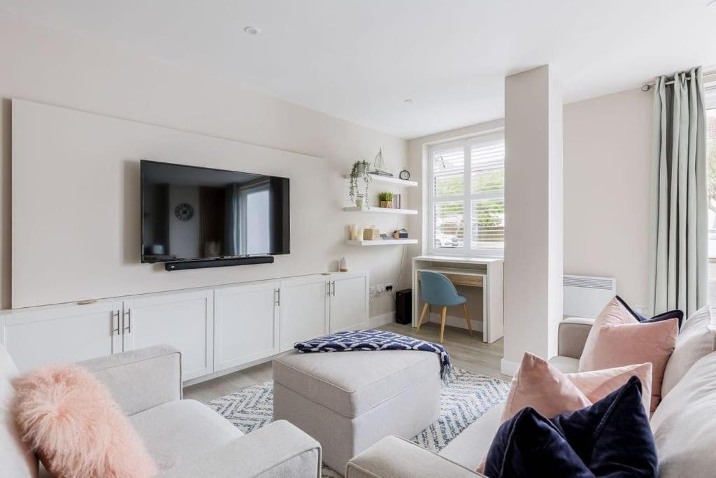 Modern 2 Bed, Cliff Top & Parking, F6 Борнмут Экстерьер фото