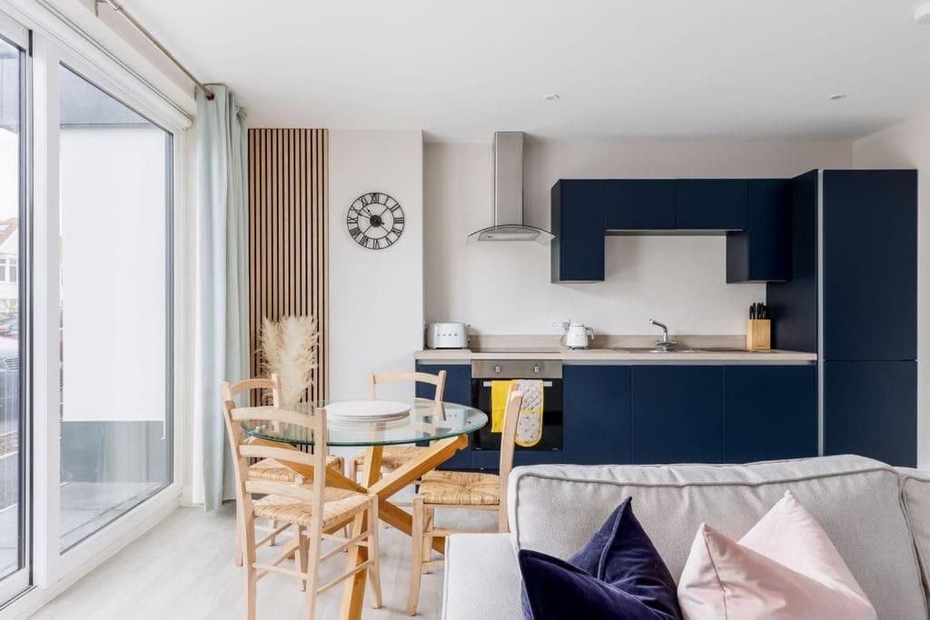 Modern 2 Bed, Cliff Top & Parking, F6 Борнмут Экстерьер фото